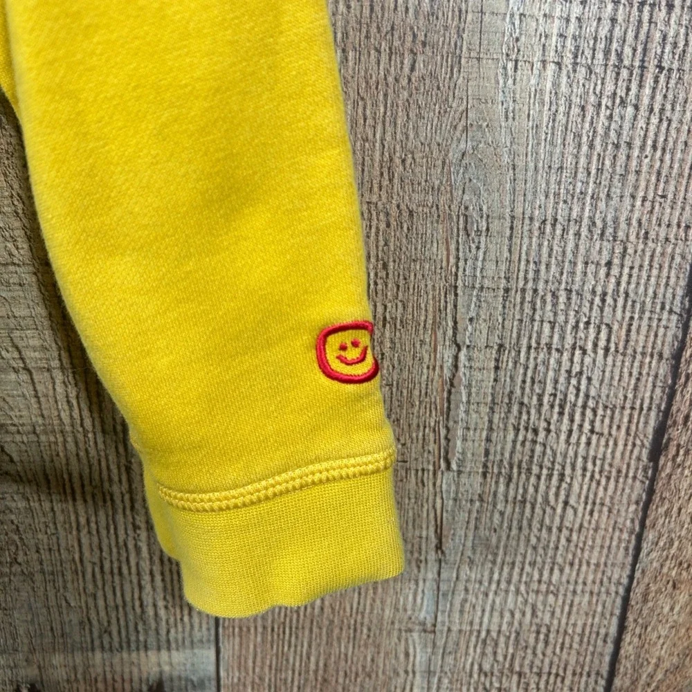Nike Youth Hoodie Colorful Logo Smiley Sleeve Fleece Yellow Medium